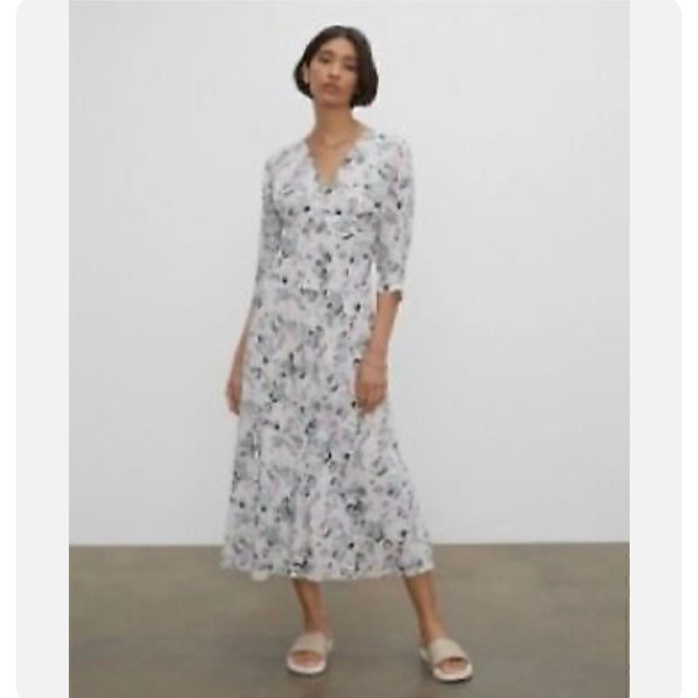 Club Monaco Drape Sleeve Dress 00 - Picture 2 of 13